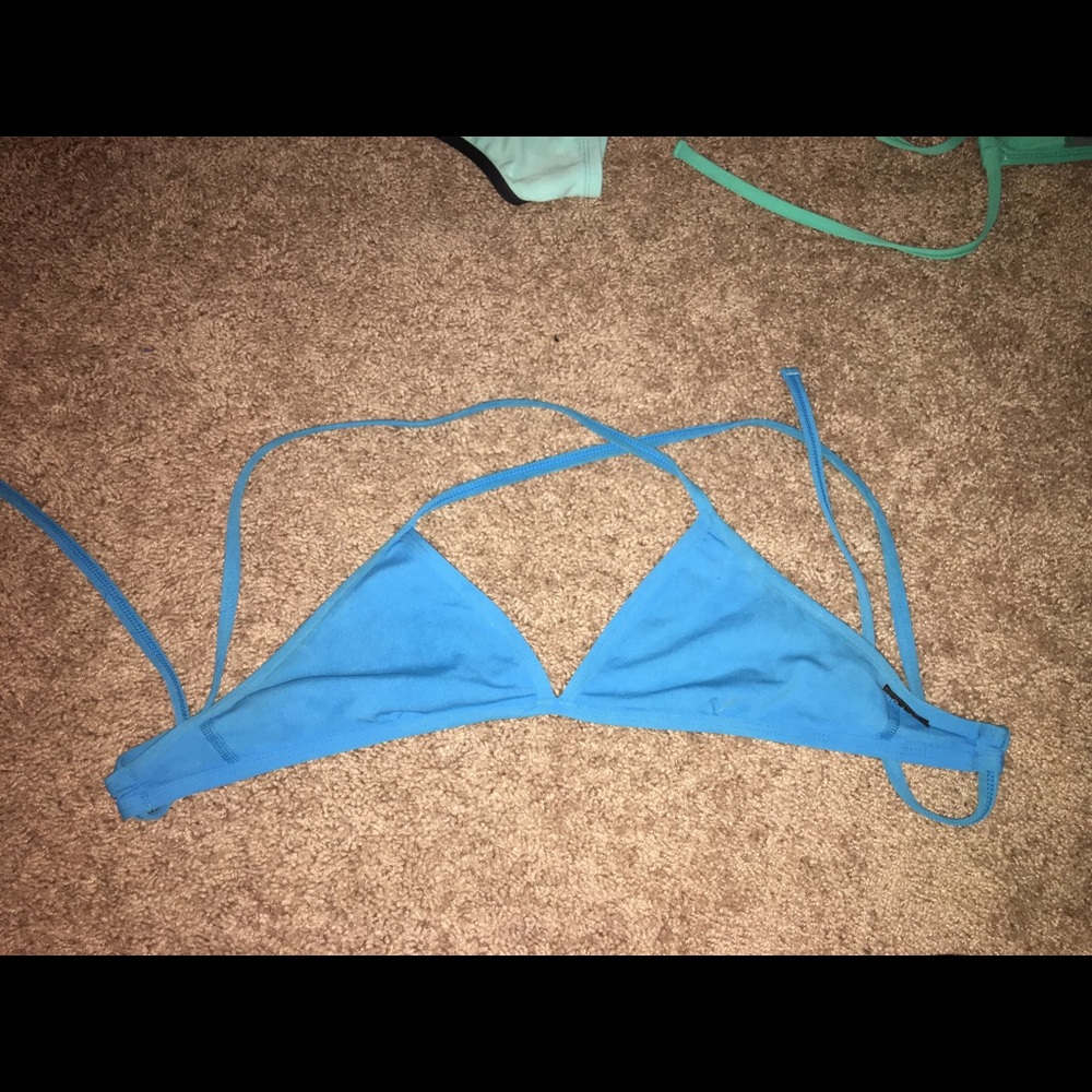Jolyn triangle top - large